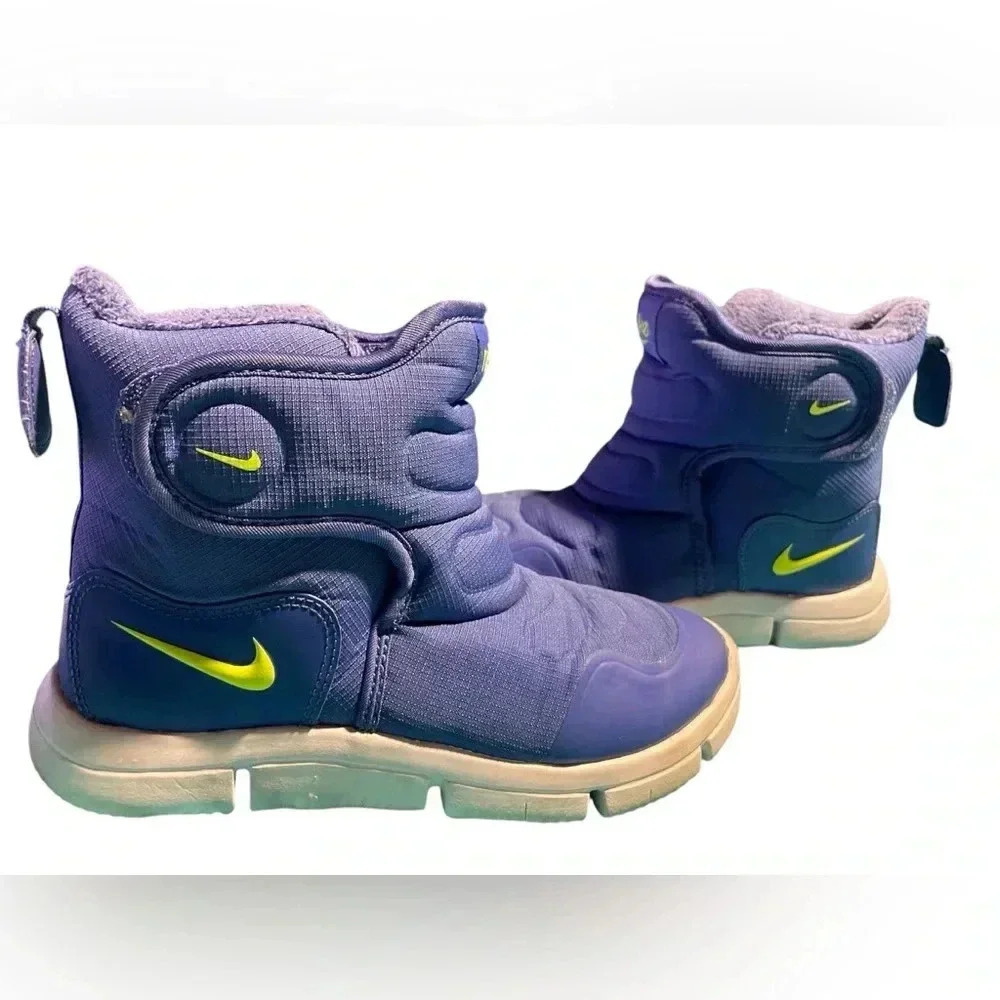 Nike kids Snow Boots - Picture 2 of 5